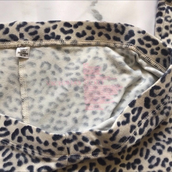 VS Everyday Leopard Print Leggings Tall Small - Picture 6 of 10